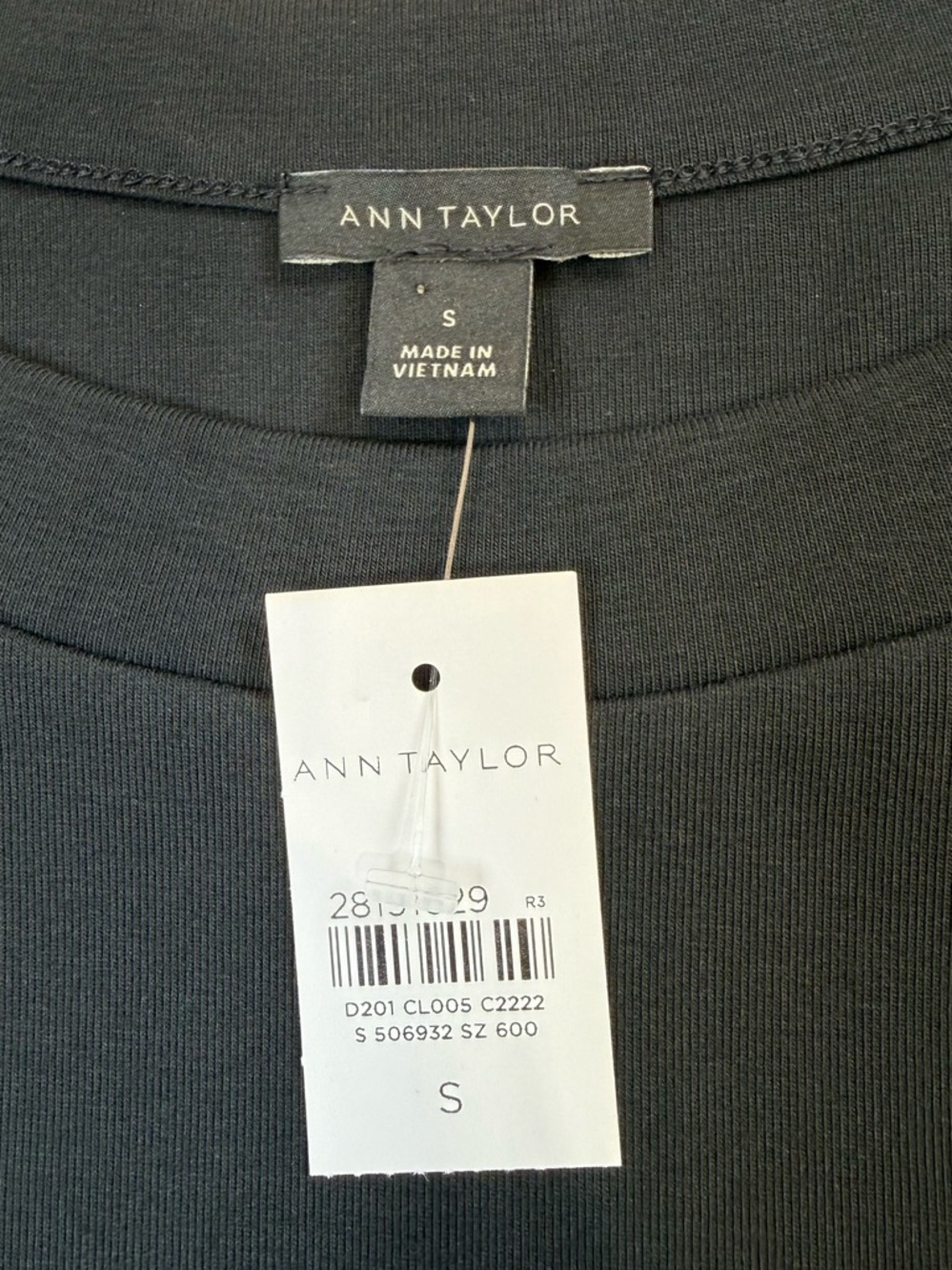 Ann Taylor Black Boat Neck T-shirt Size Small Long Sleeves Pullover Casual NWT - Picture 5 of 10